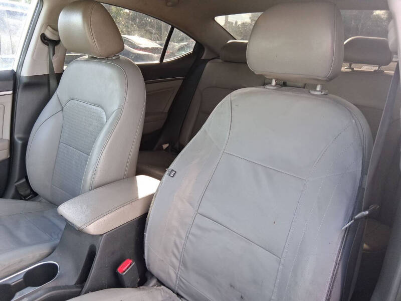 2017 Hyundai Elantra Limited