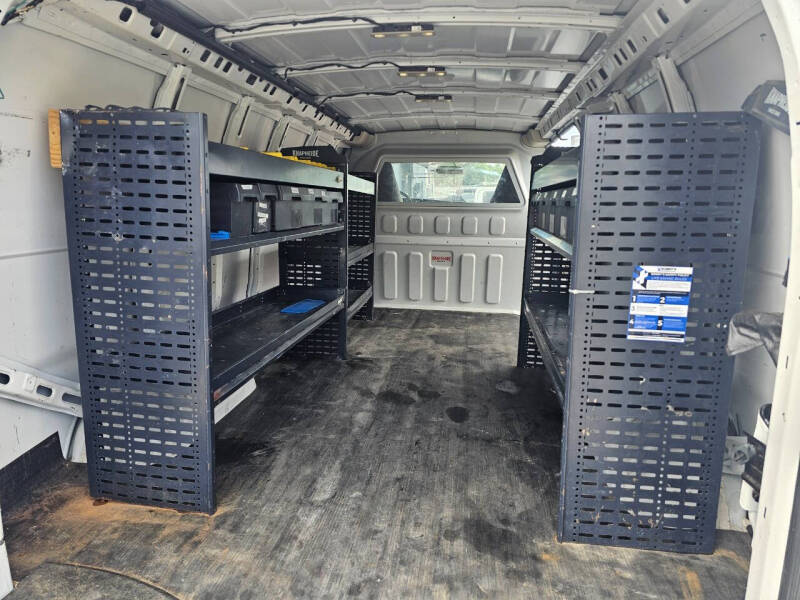 2022 Chevrolet Express 3500