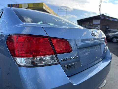 2011 Subaru Legacy 2.5i Premium