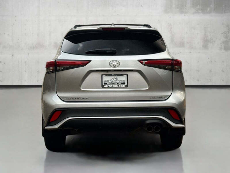 2022 Toyota Highlander XSE