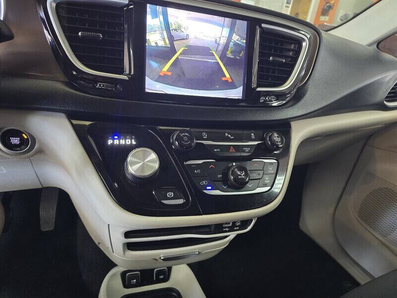 2018 Chrysler Pacifica Touring Plus