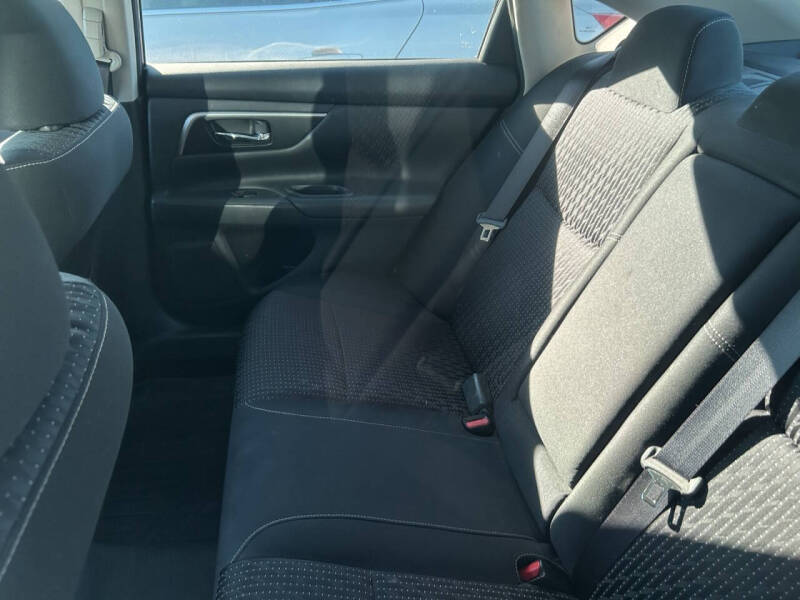 2016 Nissan Altima 2.5 SV