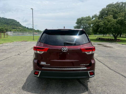 2017 Toyota Highlander