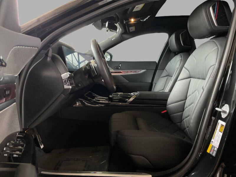 2025 BMW i7 eDrive50