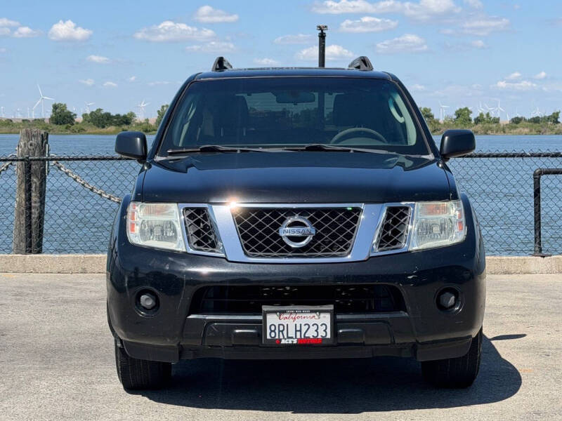 2010 Nissan Pathfinder SE