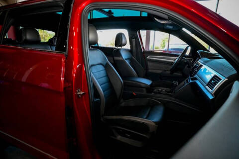 2022 Volkswagen Atlas Cross Sport V6 SEL Premium R-Line 4Motion