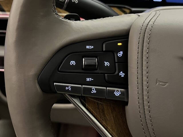 2023 Cadillac Escalade ESV Premium Luxury Platinum