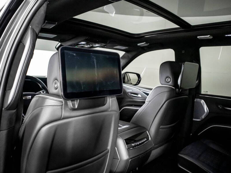 2024 Cadillac Escalade-V
