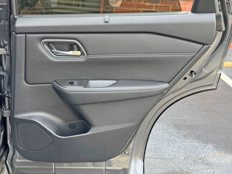 2024 Nissan Rogue Platinum