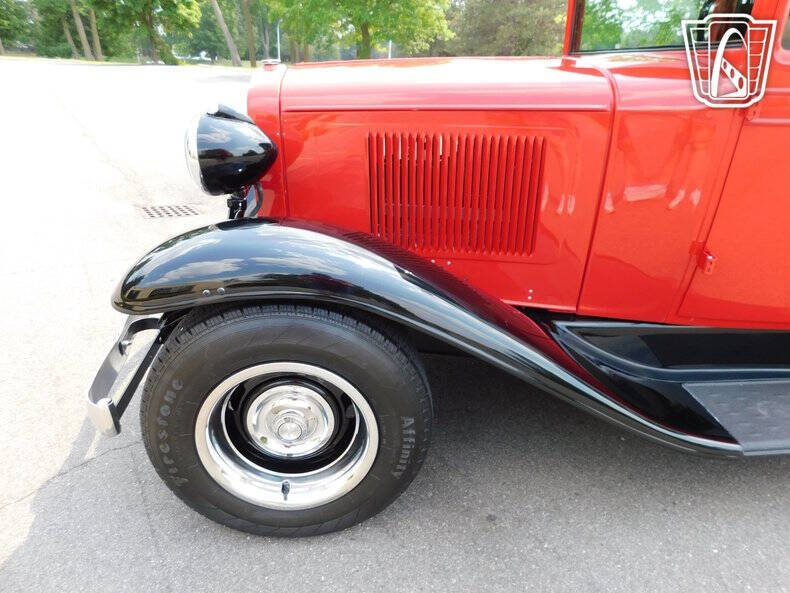 1933 Chevrolet Apache