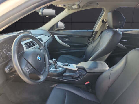 2016 BMW 3 Series 320i