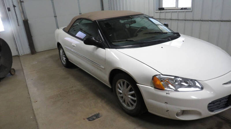 Used 2001 Chrysler Sebring LXI with VIN 1C3EL55U01N599254 for sale in Pierre, SD