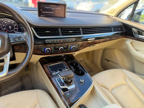 2017 Audi Q7 3.0T quattro Premium Plus
