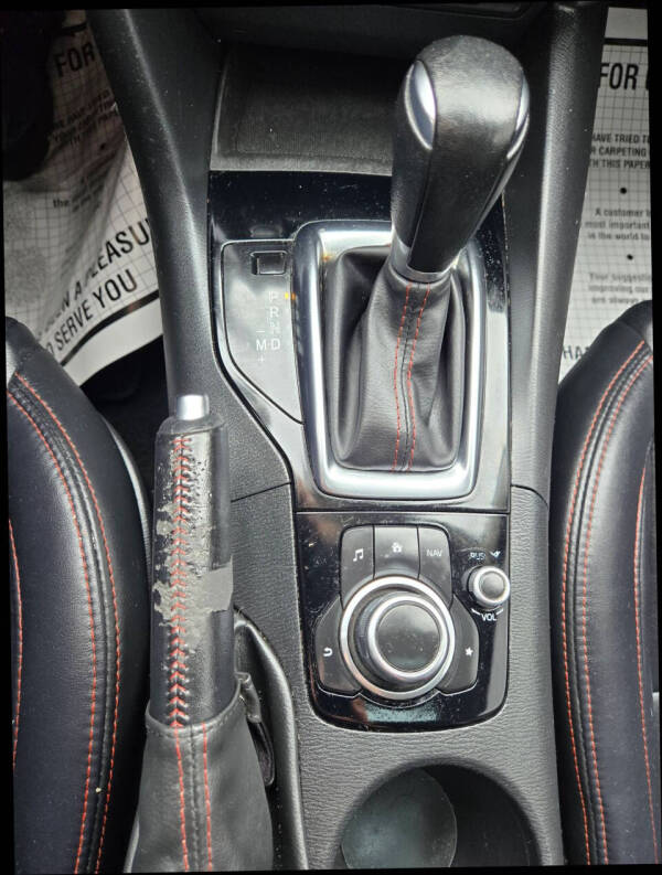 2015 Mazda MAZDA3 i Grand Touring