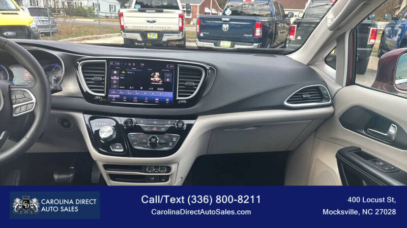 2022 Chrysler Pacifica Touring L