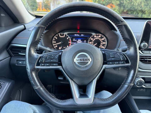 2020 Nissan Altima 2.5 SR