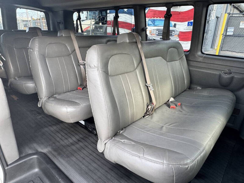 2018 Chevrolet Express LS 3500