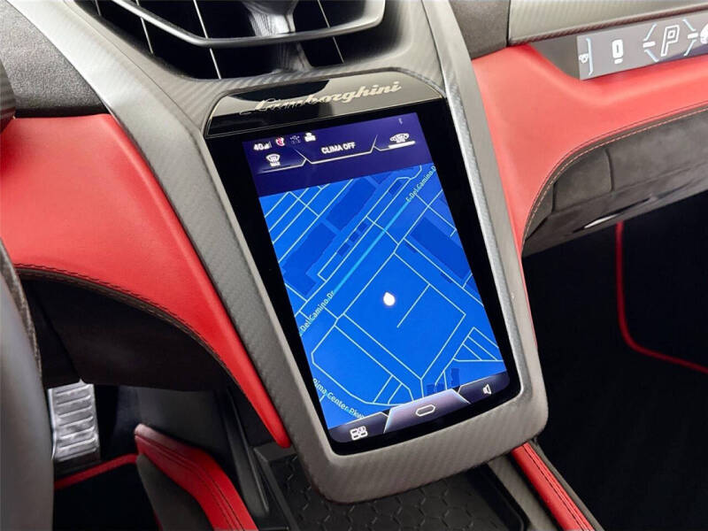 2024 Lamborghini Revuelto