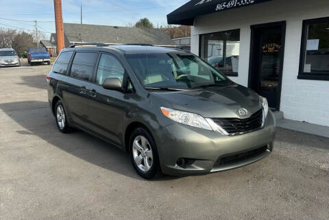 2014 Toyota Sienna for sale at karns motor company in Knoxville TN