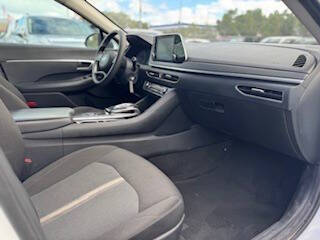 2022 Hyundai Sonata SE