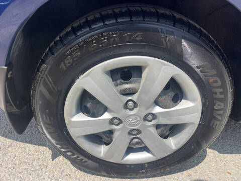 2011 Hyundai Accent GLS