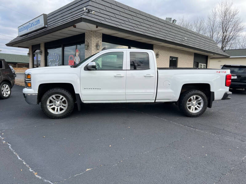 2015 Chevrolet Silverado 1500 LT photo 3