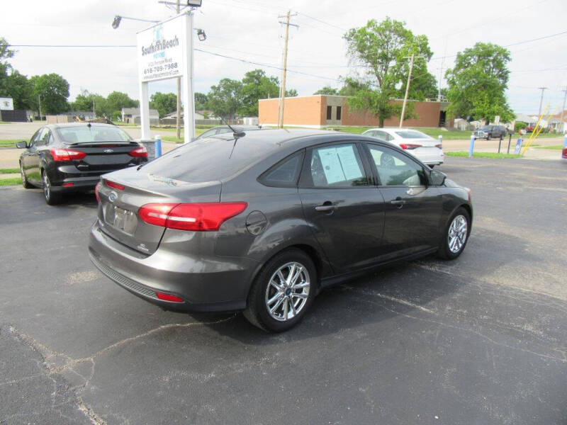 2016 Ford Focus SE
