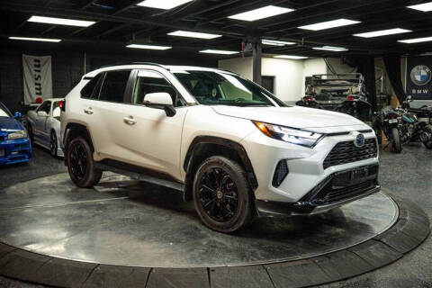 2024 Toyota RAV4 Hybrid SE