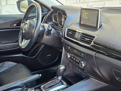 2015 Mazda MAZDA3 i Grand Touring