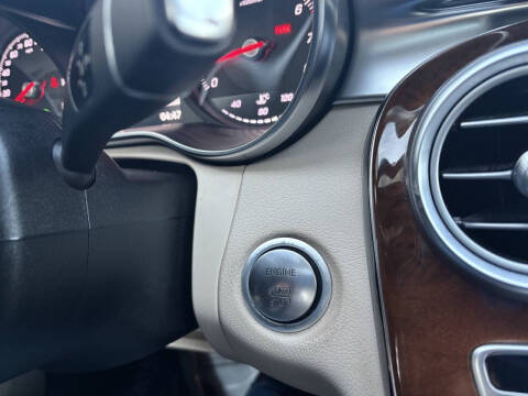 2015 Mercedes-Benz C-Class C 300 4MATIC