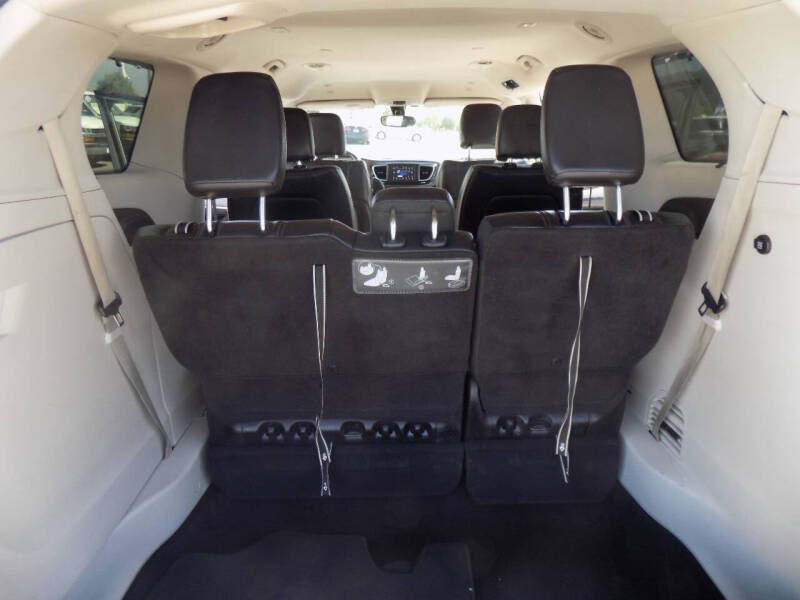 2018 Chrysler Pacifica Touring L