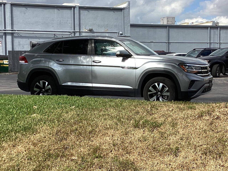 2022 Volkswagen Atlas Cross Sport SE