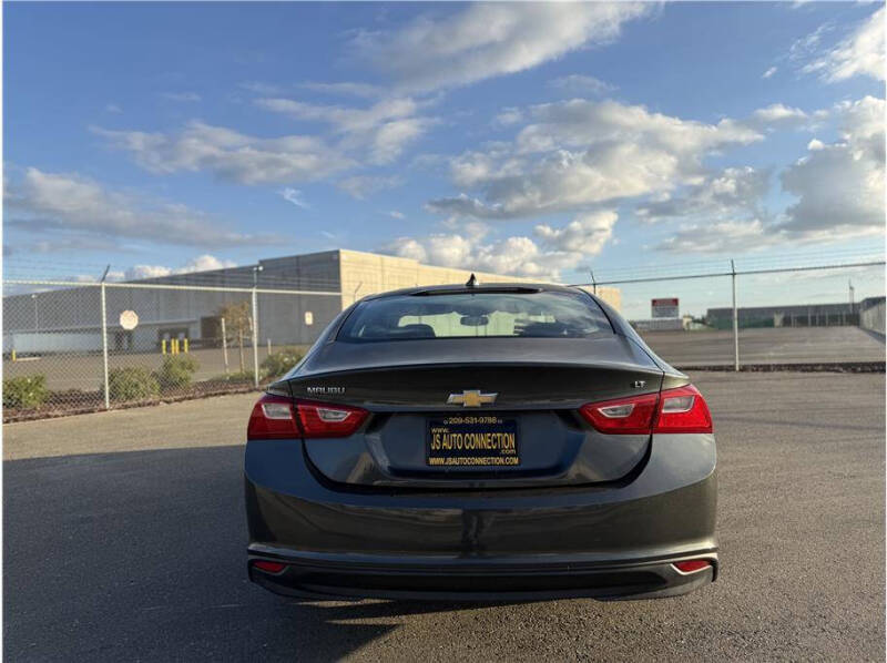 2017 Chevrolet Malibu LT