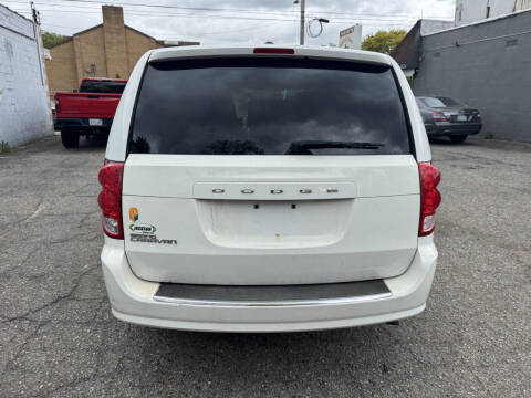 2014 Dodge Grand Caravan SE