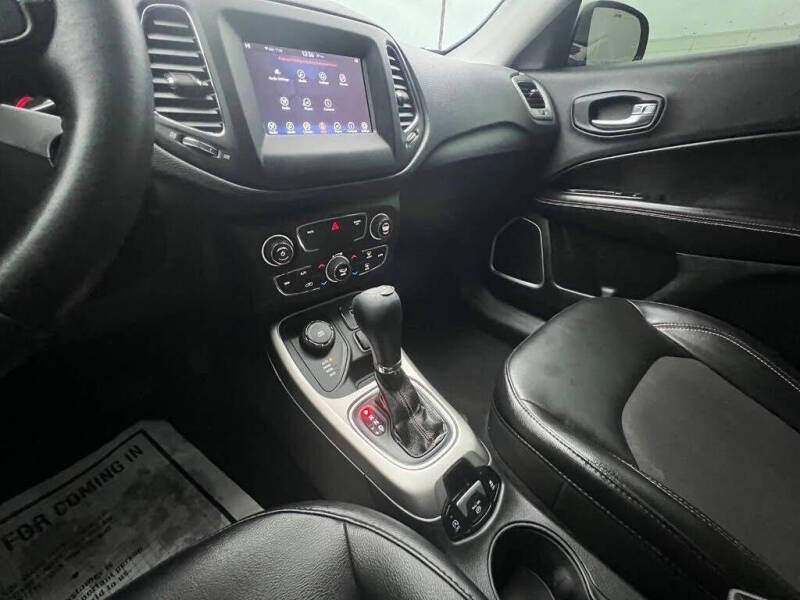 2017 Jeep Compass Latitude