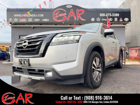 2022 Nissan Pathfinder SL