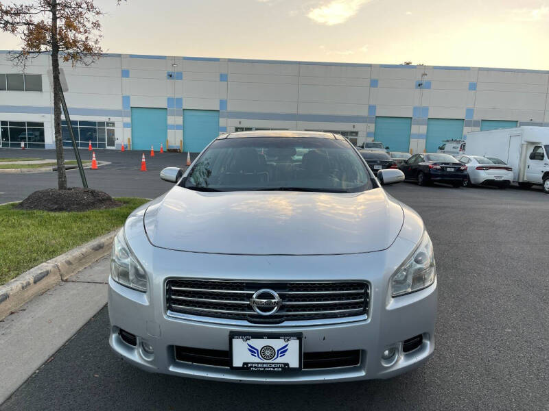 2009 Nissan Maxima SV photo 4