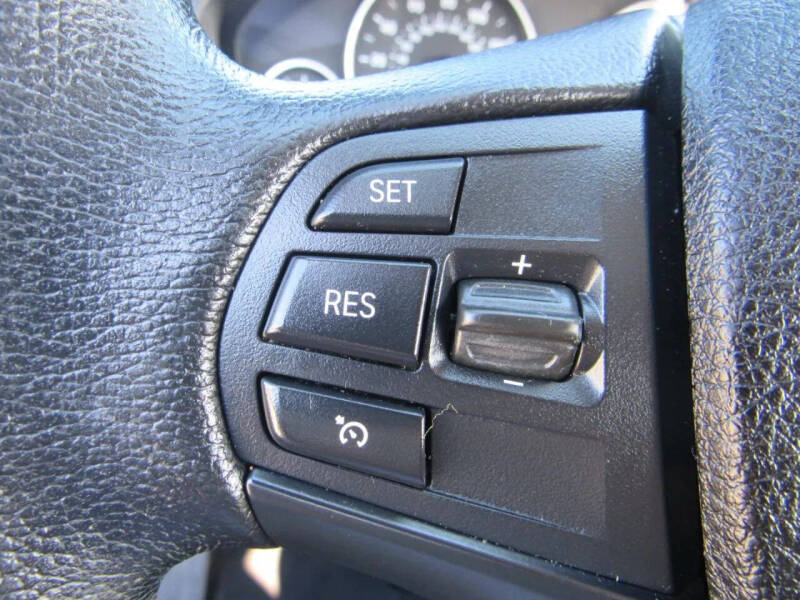 2017 BMW 3 Series 320i xDrive