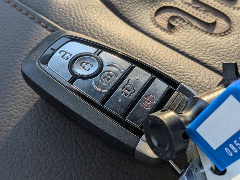 2025 Ford Expedition King Ranch