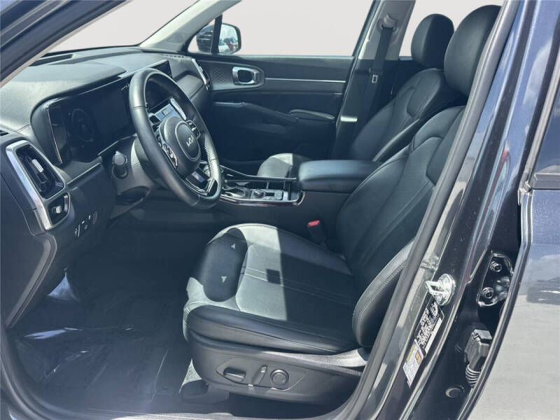 2023 Kia Sorento SX