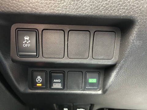 2017 Nissan Rogue Sport SV