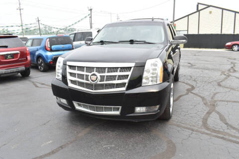 2013 Cadillac Escalade Platinum Edition