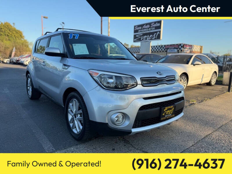2017 Kia Soul +