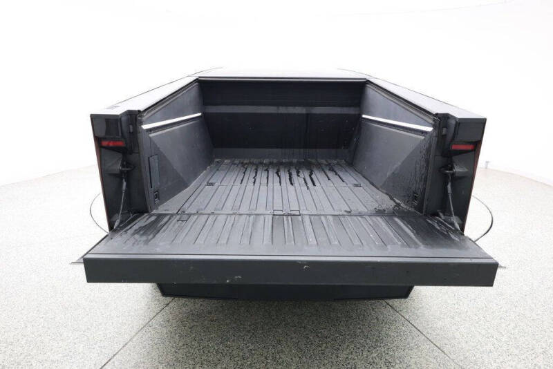 2024 Tesla Cybertruck