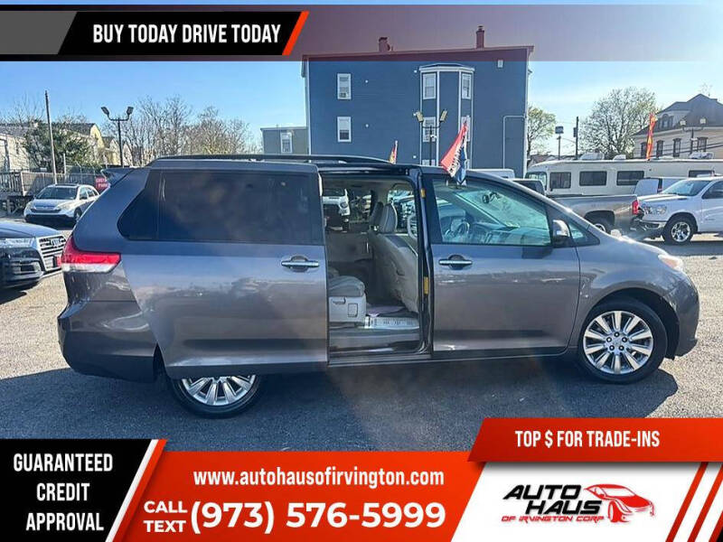 2014 Toyota Sienna