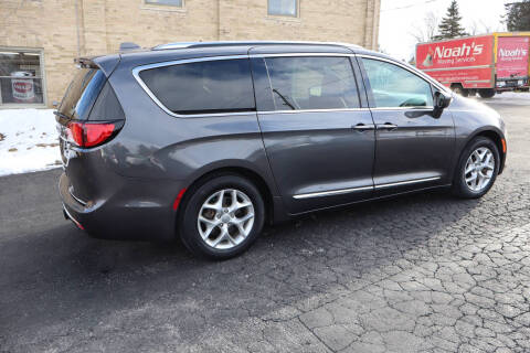 2019 Chrysler Pacifica Touring L Plus