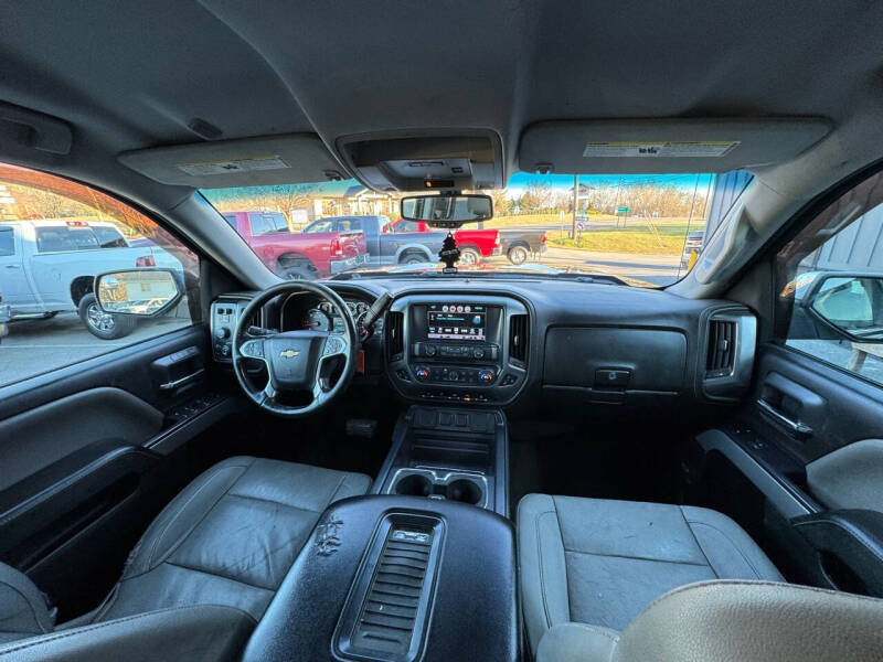 2016 Chevrolet Silverado 1500 LTZ photo 14