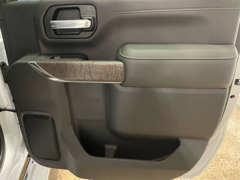 2023 GMC Sierra 2500HD Denali