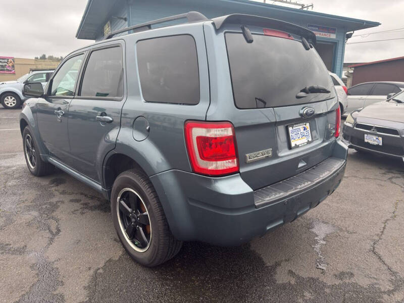 2011 Ford Escape XLT