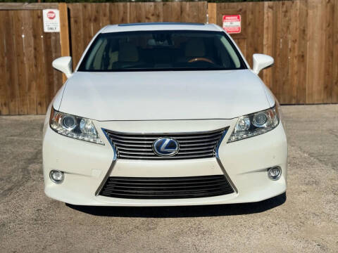 2014 Lexus ES 300h